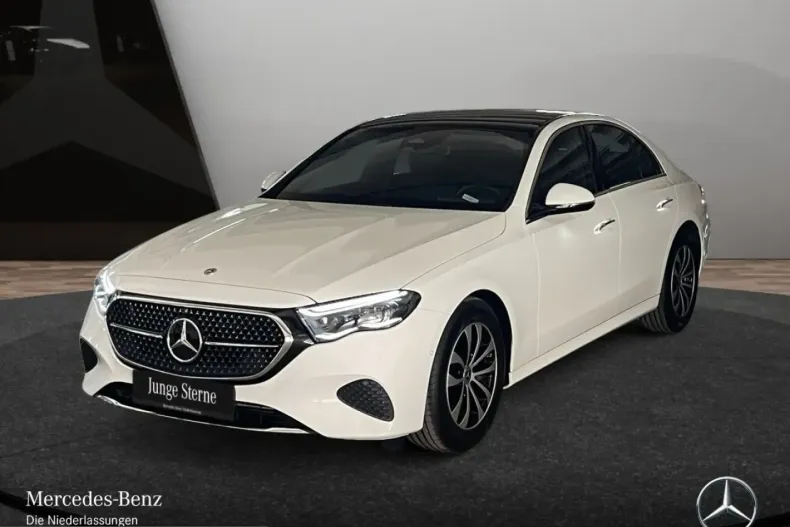 Mercedes-Benz E 200 (Clasa E) din 2025 cu 9.193 km - oferta MER215179 - foto 1