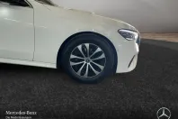Mercedes-Benz E 200 (Clasa E) din 2025 cu 9.193 km - oferta MER215179 - foto 4