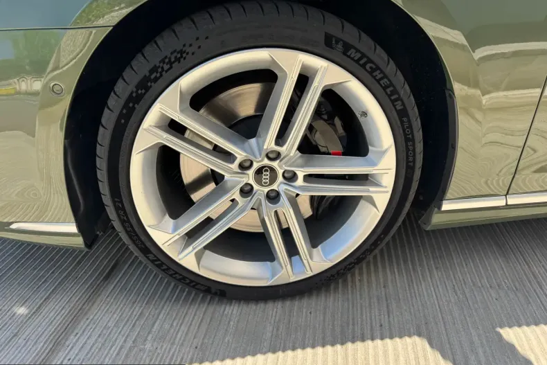 Audi S8 din 2026 cu 69.799 km - oferta AUD215183 - foto 4