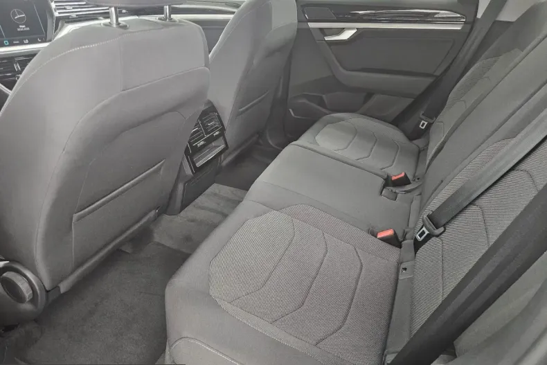 Volkswagen Touareg din 2025 cu 21 km - oferta VOL215193 - foto 14