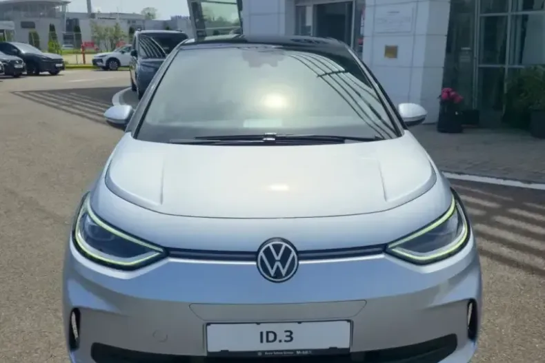 Volkswagen ID.3 din 2026 cu 3.840 km - oferta VOL215199 - foto 9