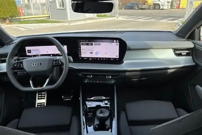 Audi Q3 din 2025 cu 1 km - oferta AUD215200 - foto 5
