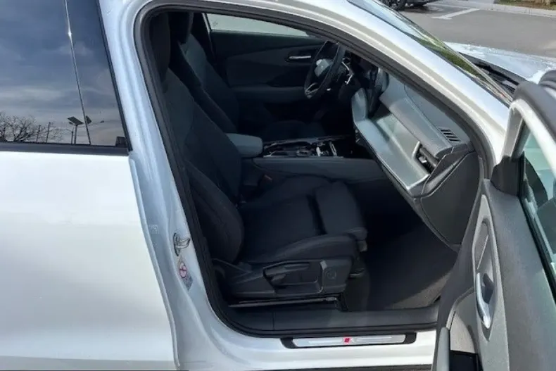 Audi Q3 din 2025 cu 1 km - oferta AUD215200 - foto 14