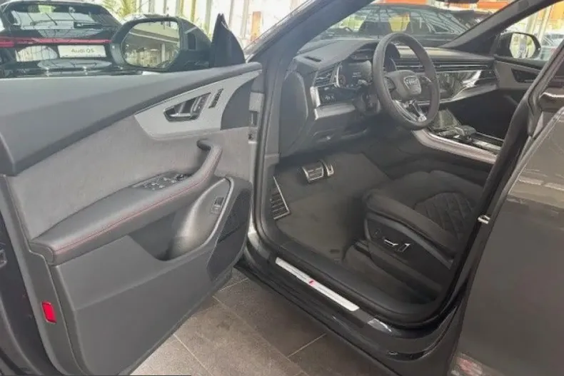 Audi Q8 din 2026 cu 1 km - oferta AUD215205 - foto 7