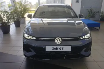 Volkswagen Golf din 2026 - oferta VOL215210