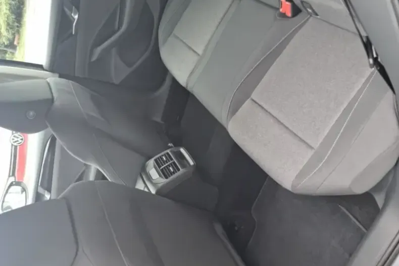 Volkswagen Passat din 2026 cu 5 km - oferta VOL215213 - foto 17