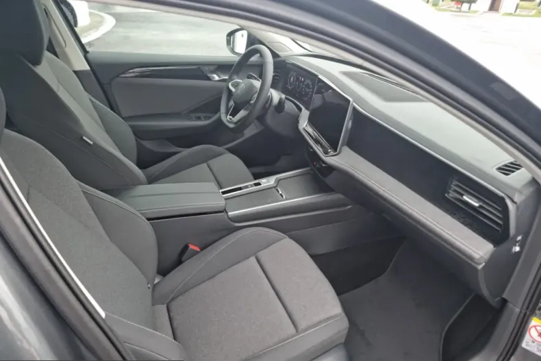 Volkswagen Passat din 2026 cu 5 km - oferta VOL215213 - foto 19