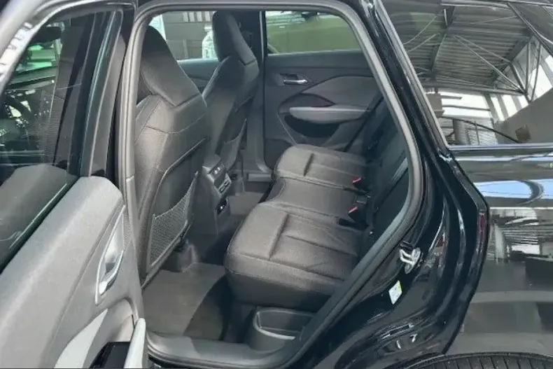 Audi Q3 din 2025 cu 2.500 km - oferta AUD215214 - foto 8