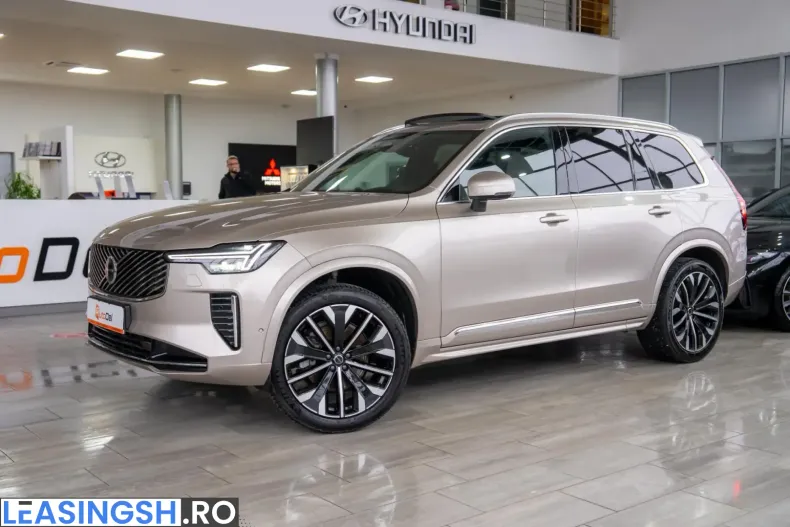 Volvo XC90 din 2025 cu 36.100 km - oferta VOL215227 - foto 3