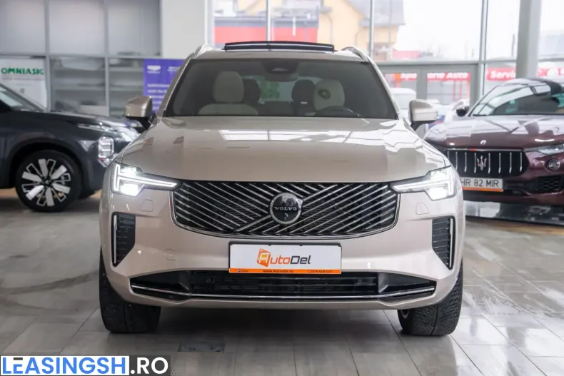 Volvo XC90 din 2025 cu 36.100 km - oferta VOL215227 - foto 5