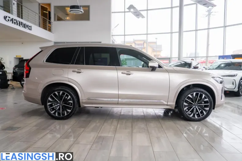 Volvo XC90 din 2025 cu 36.100 km - oferta VOL215227 - foto 8