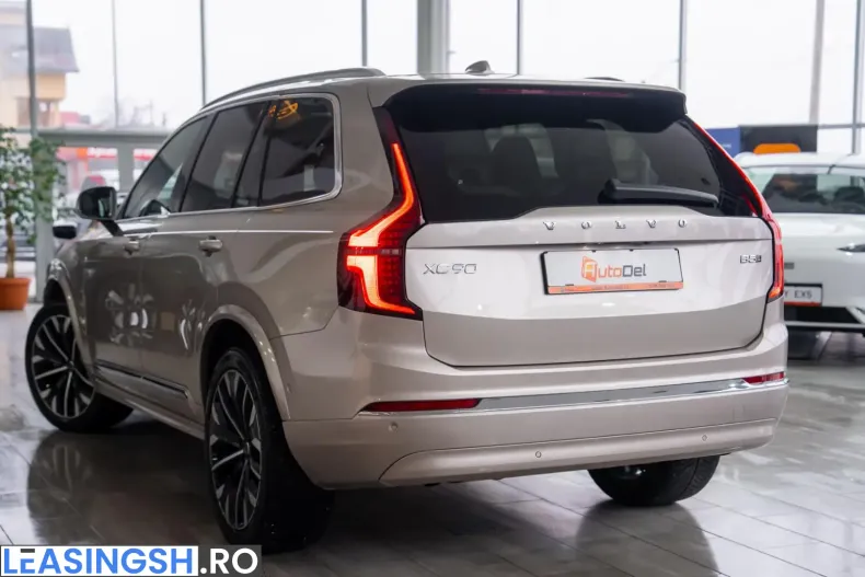 Volvo XC90 din 2025 cu 36.100 km - oferta VOL215227 - foto 10