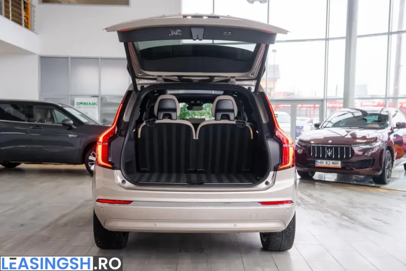Volvo XC90 din 2025 cu 36.100 km - oferta VOL215227 - foto 16