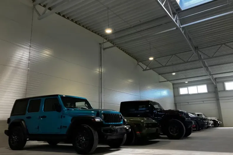 Jeep Wrangler din 2024 cu 4.300 km - oferta JEE215232 - foto 26