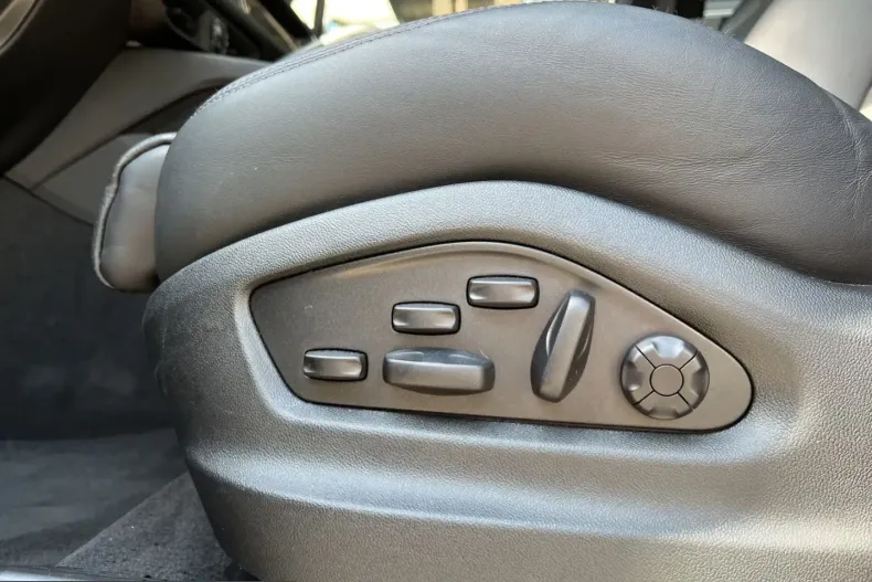 Porsche Cayenne din 2024 cu 71.842 km - oferta POR215238 - foto 22