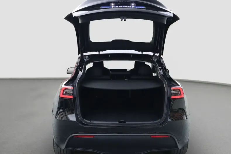 Tesla Model Y din 2024 cu 105.680 km - oferta TES215239 - foto 9