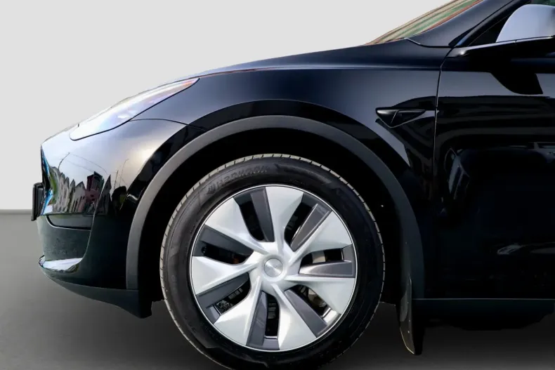 Tesla Model Y din 2024 cu 105.680 km - oferta TES215239 - foto 10