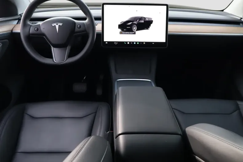 Tesla Model Y din 2024 cu 105.680 km - oferta TES215239 - foto 11