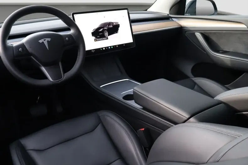 Tesla Model Y din 2024 cu 105.680 km - oferta TES215239 - foto 14