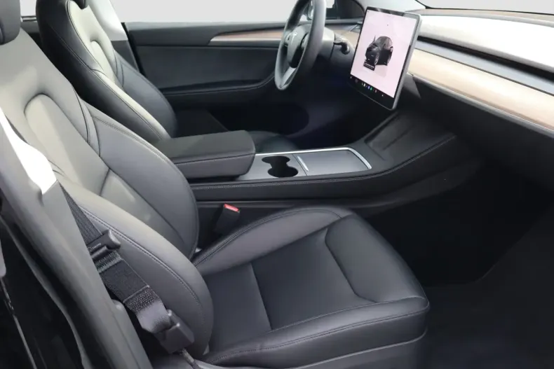 Tesla Model Y din 2024 cu 105.680 km - oferta TES215239 - foto 15
