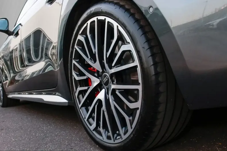 Audi S5 din 2025 cu 9.281 km - oferta AUD215240 - foto 6