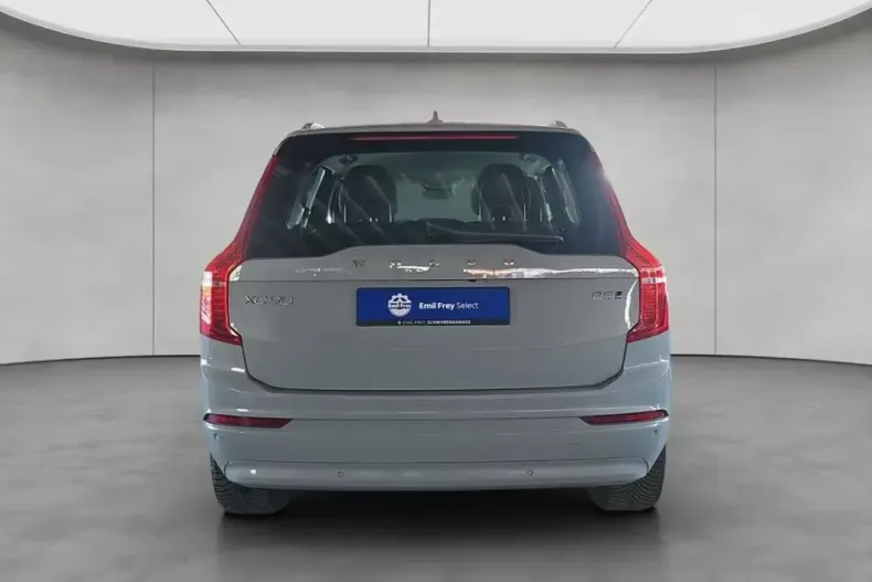 Volvo XC90 din 2024 cu 8.652 km - oferta VOL215241 - foto 3