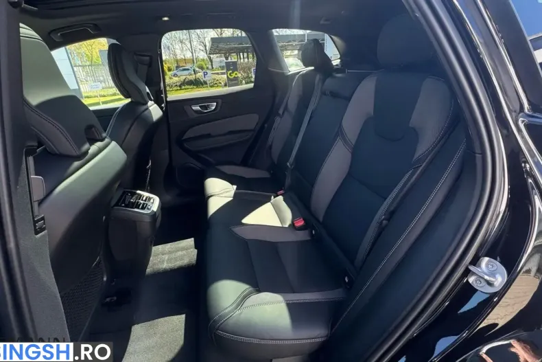 Volvo XC60 din 2024 cu 18.100 km - oferta VOL215244 - foto 13