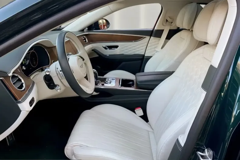 Bentley Flying Spur din 2023 cu 15.198 km - oferta BEN215247 - foto 12