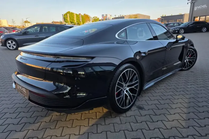 Porsche Taycan din 2023 cu 40.500 km - oferta POR215249 - foto 5