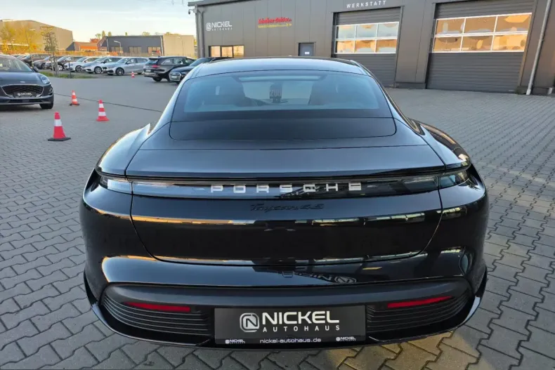 Porsche Taycan din 2023 cu 40.500 km - oferta POR215249 - foto 6