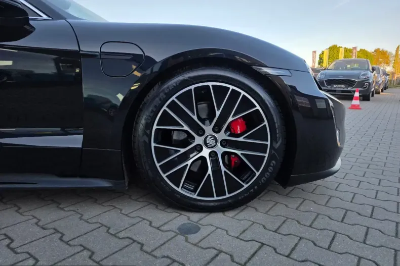 Porsche Taycan din 2023 cu 40.500 km - oferta POR215249 - foto 9