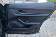 Porsche Taycan din 2023 cu 40.500 km - oferta POR215249 - foto 31