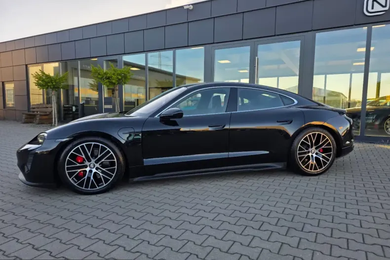Porsche Taycan din 2023 cu 40.500 km - oferta POR215249 - foto 37