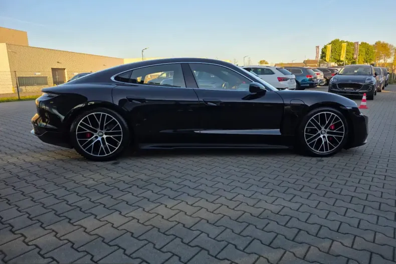 Porsche Taycan din 2023 cu 40.500 km - oferta POR215249 - foto 38