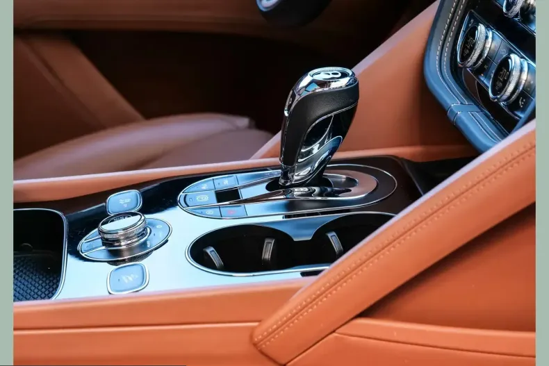 Bentley Bentayga din 2022 cu 25.300 km - oferta BEN215254 - foto 13