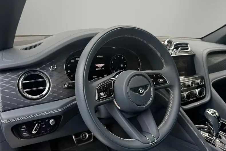 Bentley Bentayga din 2022 cu 30.000 km - oferta BEN215255 - foto 6