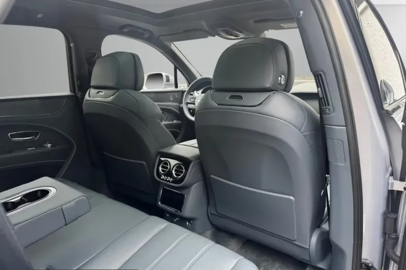 Bentley Bentayga din 2022 cu 30.000 km - oferta BEN215255 - foto 16