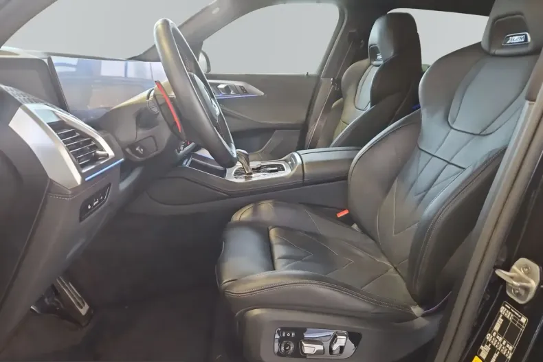 BMW XM (Seria X) din 2024 cu 28.075 km - oferta BMW215264 - foto 8