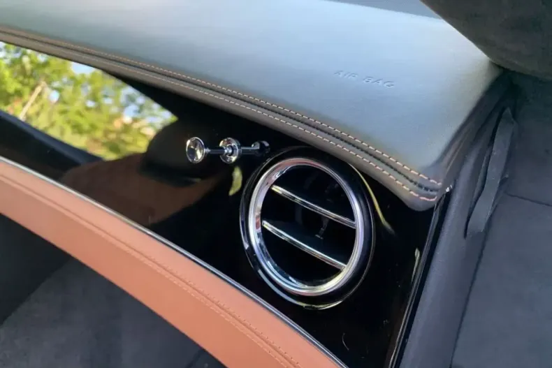 Bentley Bentayga din 2022 cu 12.346 km - oferta BEN215267 - foto 28