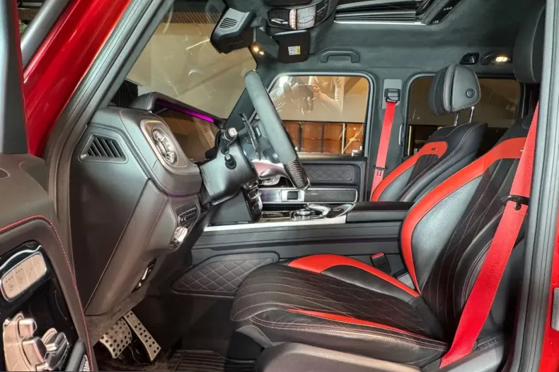 Mercedes-Benz G 63 AMG (Clasa G) din 2023 cu 9.500 km - oferta MER215270 - foto 18