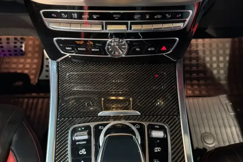 Mercedes-Benz G 63 AMG (Clasa G) din 2023 cu 9.500 km - oferta MER215270 - foto 34