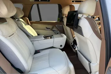 Land Rover Range Rover din 2025 - oferta LAN215287