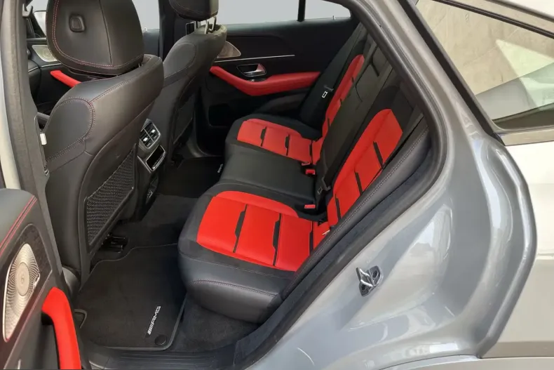 Mercedes-Benz GLE 63 AMG (Clasa GLE) din 2025 cu 25.500 km - oferta MER215291 - foto 5