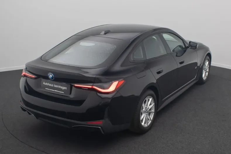 BMW i4 (Seria 4) din 2023 cu 39.056 km - oferta BMW215296 - foto 7