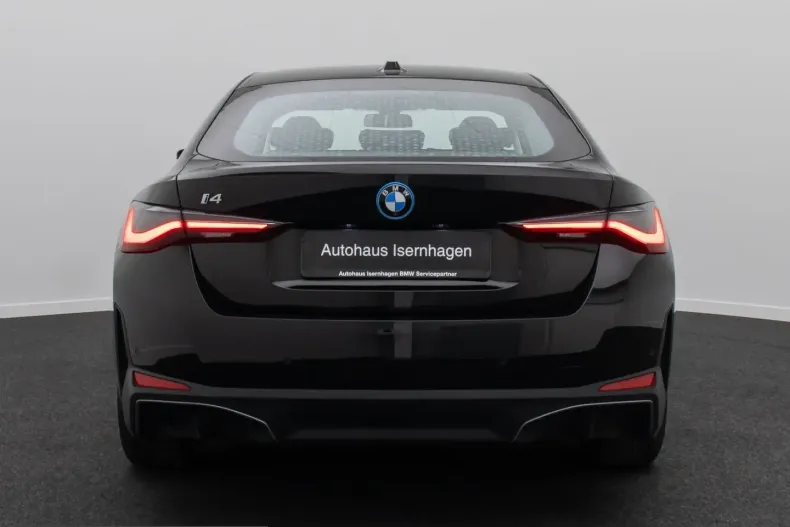 BMW i4 (Seria 4) din 2023 cu 39.056 km - oferta BMW215296 - foto 8