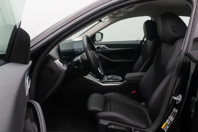 BMW i4 (Seria 4) din 2023 cu 39.056 km - oferta BMW215296 - foto 19