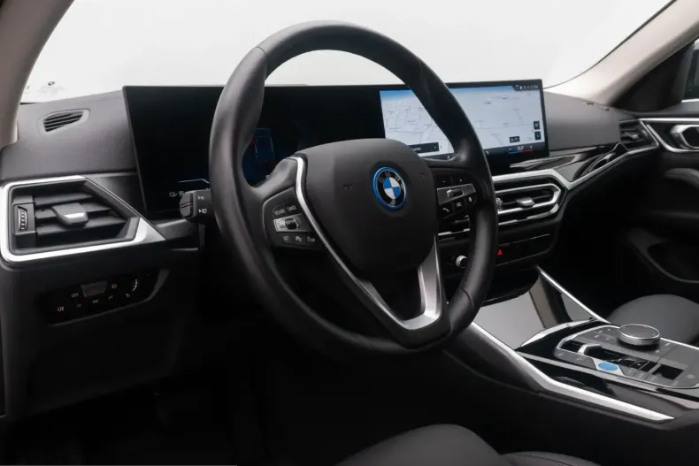 BMW i4 (Seria 4) din 2023 cu 39.056 km - oferta BMW215296 - foto 20