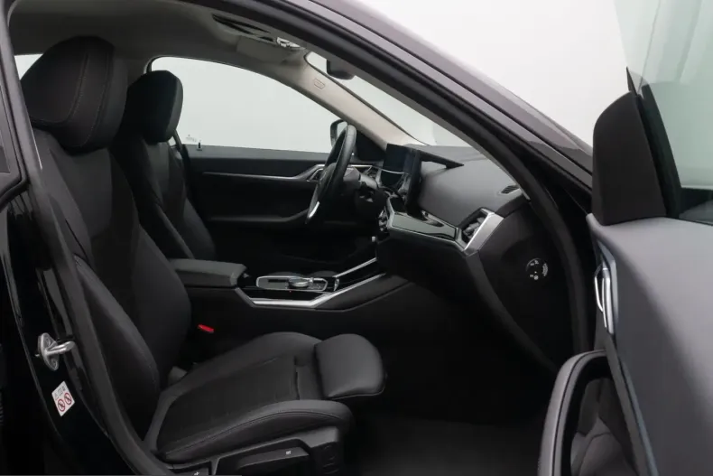BMW i4 (Seria 4) din 2023 cu 39.056 km - oferta BMW215296 - foto 24