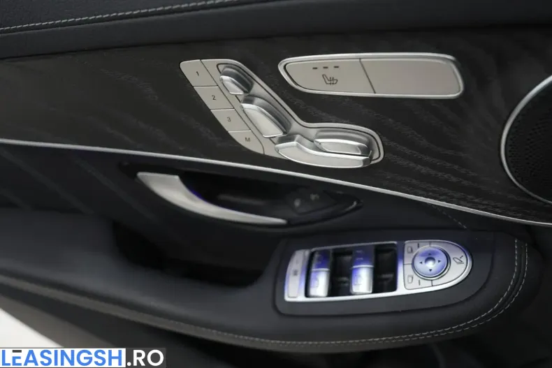 Mercedes-Benz GLC 63 AMG (Clasa GLC) din 2023 cu 18.184 km - oferta MER215299 - foto 16