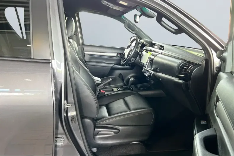 Toyota Hilux din 2022 cu 72.456 km - oferta TOY215304 - foto 17